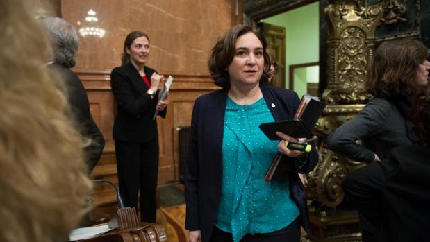 Nuevo revés a la «multiconsulta» de Colau