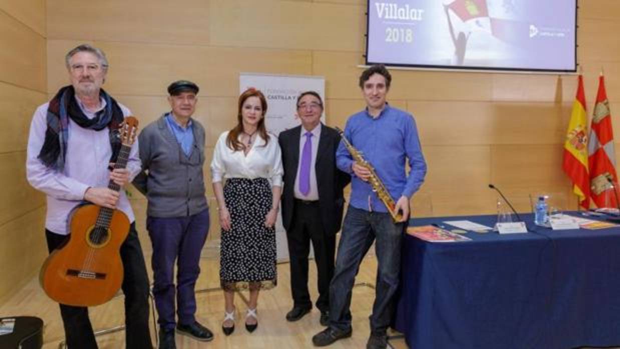 Toño Ortega y Félix Pérez (el dúo Candeal), Silvia Clemente, Luis Alonso y José Luis Gutiérrez, este pasado martes en Valladolid