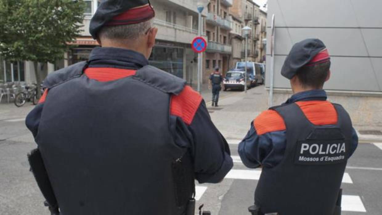 Agentes de los Mossos d'Esquadra