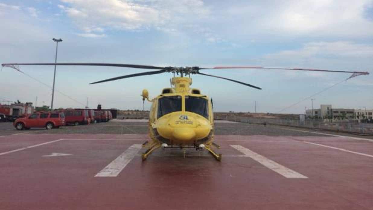 Helicóptero del Grupo de Rescate del Consorcio Provincial de Bomberos de Alicante