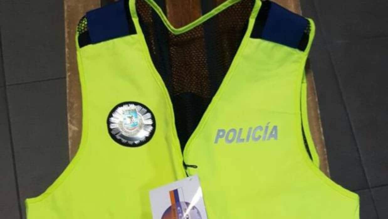 Cascos y chalecos tercermundistas para la Policía Municipal de Carmena
