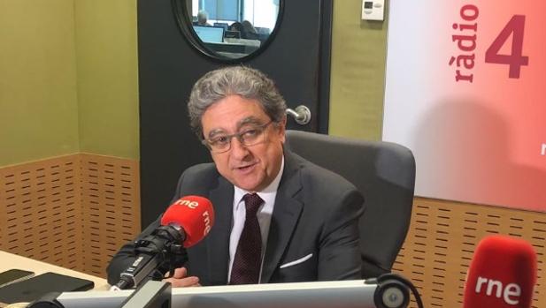 Millo, a los independentistas: «Me avergüenza que esté toda una sociedad secuestrada por Puigdemont»