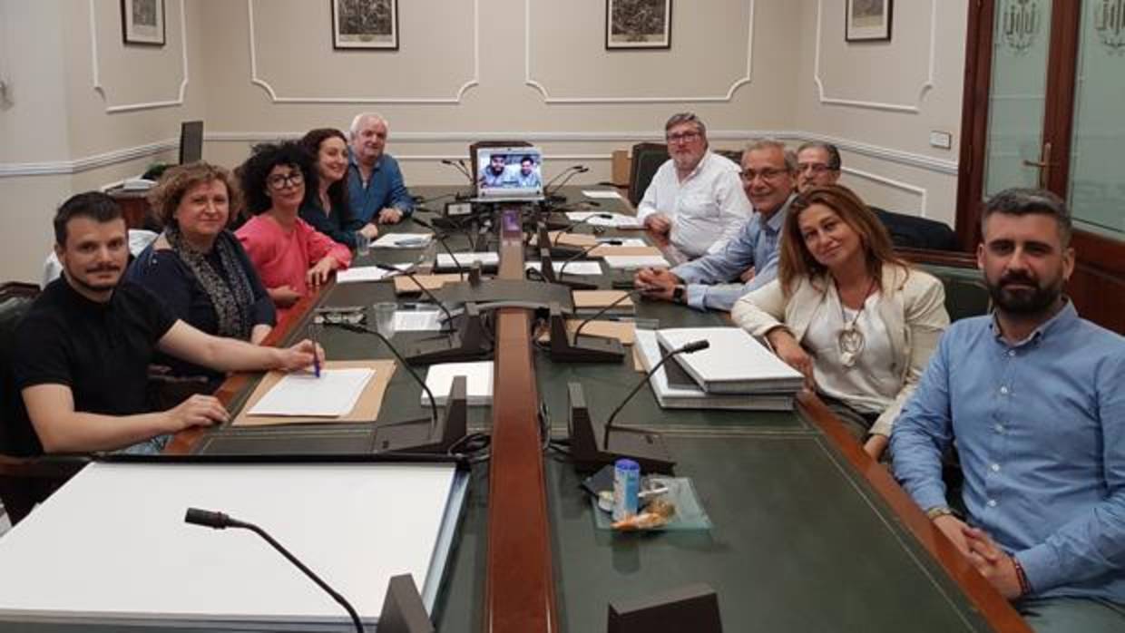 Firma del jurado que ha decidido el proyecto de la Falla municipal de 2019