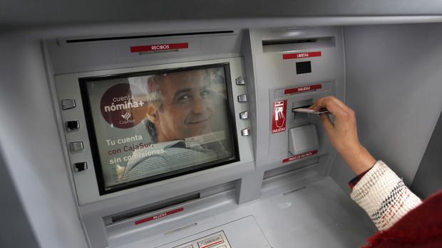 Cae un escurridizo estafador que afanó más de 50.000 euros por el método de «la siembra»