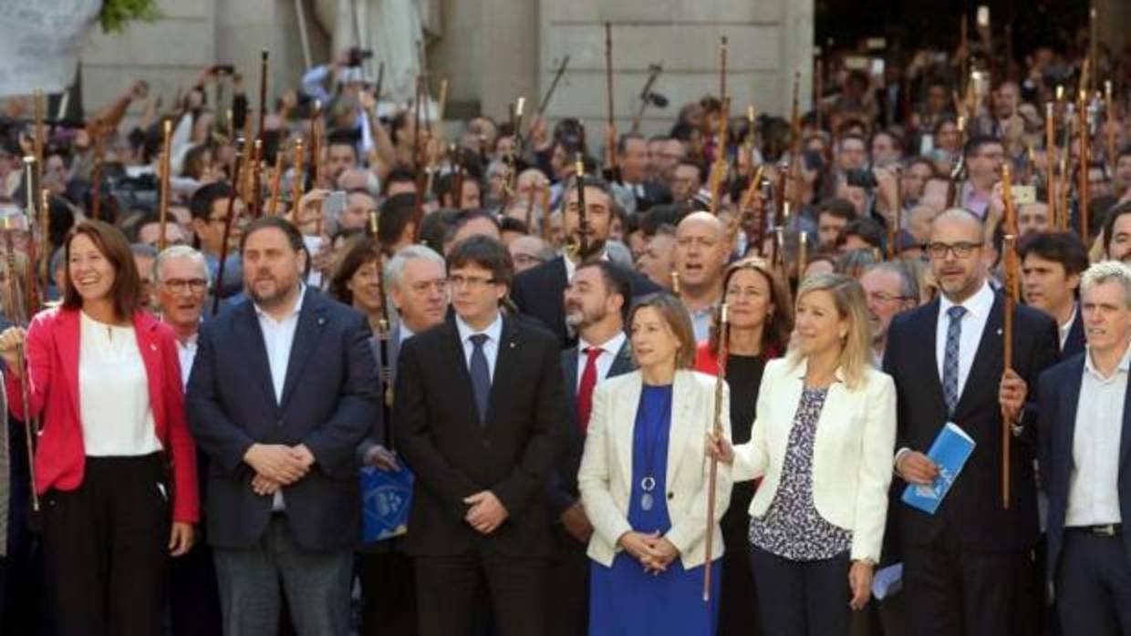 Puigdemont reunió en septiembre a cientos de alcaldes a favor del procés