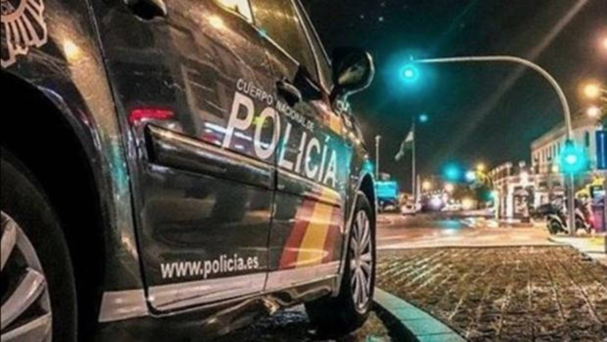 Patrulla nocturna de la Policía Nacional