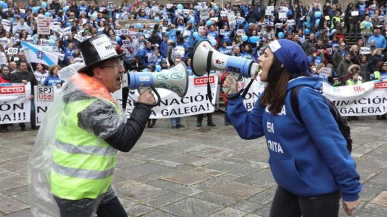 Protesta de los funcionarios de Justicia el pasado mes de abril en Santiago