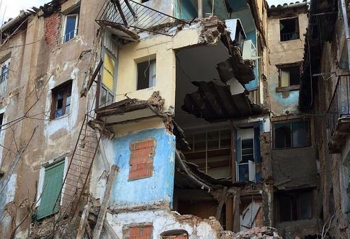 Estado en que quedó otro edificio que se desplomó en Calatayud hace un par de años