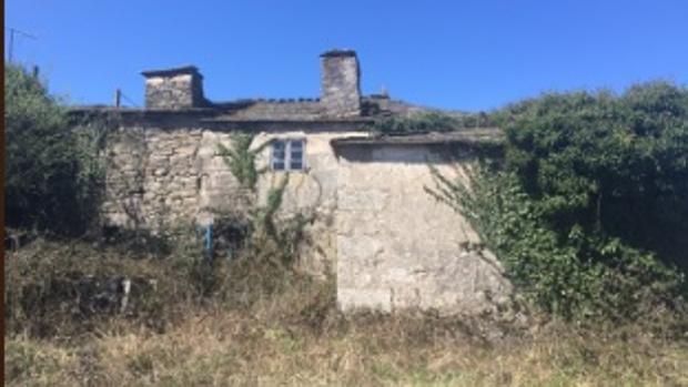 Imagen de una aldea en venta en Lugo, por 30.000 euros