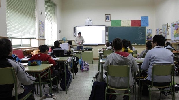 Del siglo XVIII al 11-M, los contenidos crecen en las aulas