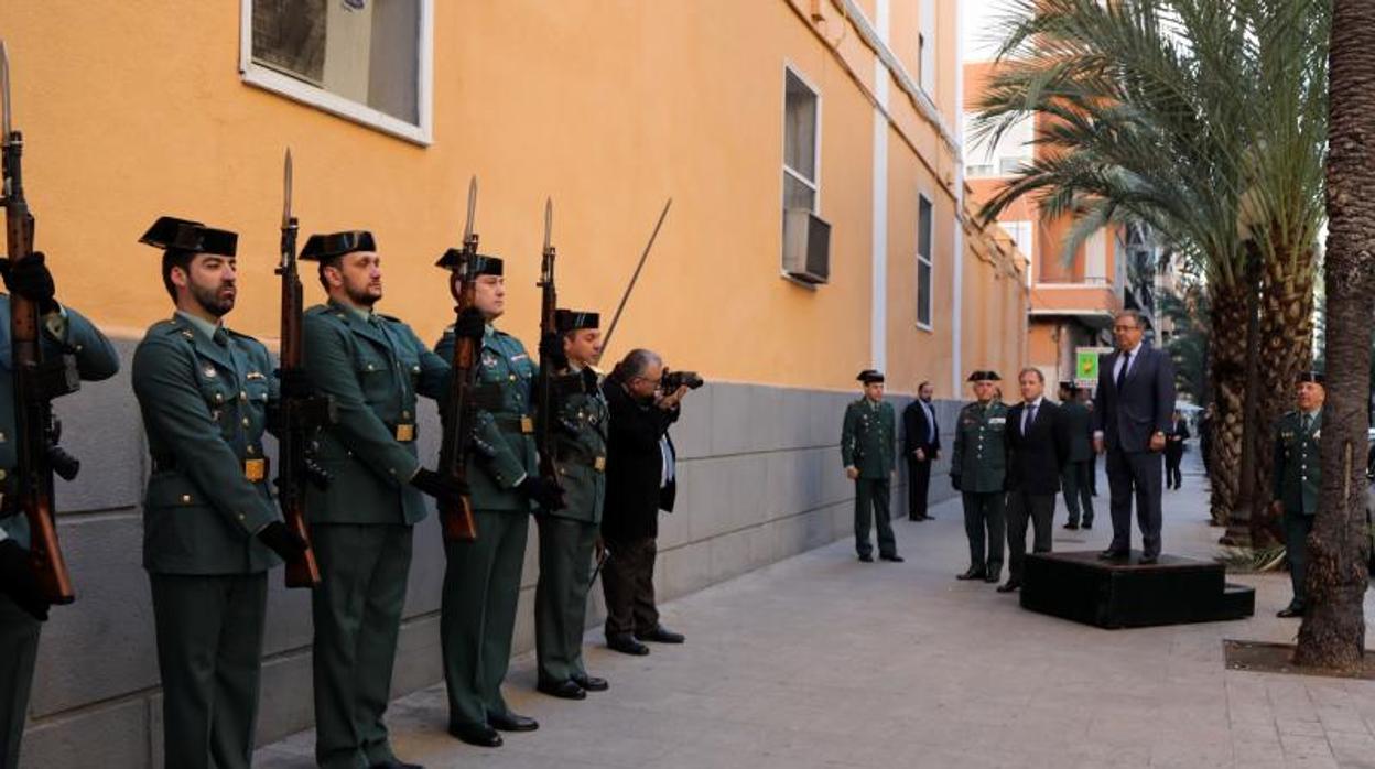 Efectivos de la Guardia Civil en Alicante