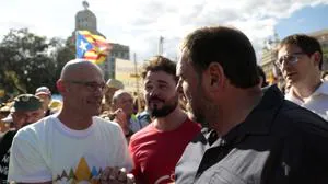 Oriol Junqueras, Gabriel Rufián y Raül Romeva, en un acto independentista en Barcelona (archivo)