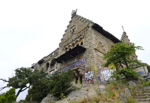 El Canto del Pico fue construido entre 1920 y 1922; y declarado BIC en 1930