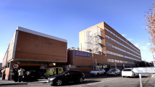 Entrada al servicio de Urgencias del hospital Virgen de la Salud de Toledo