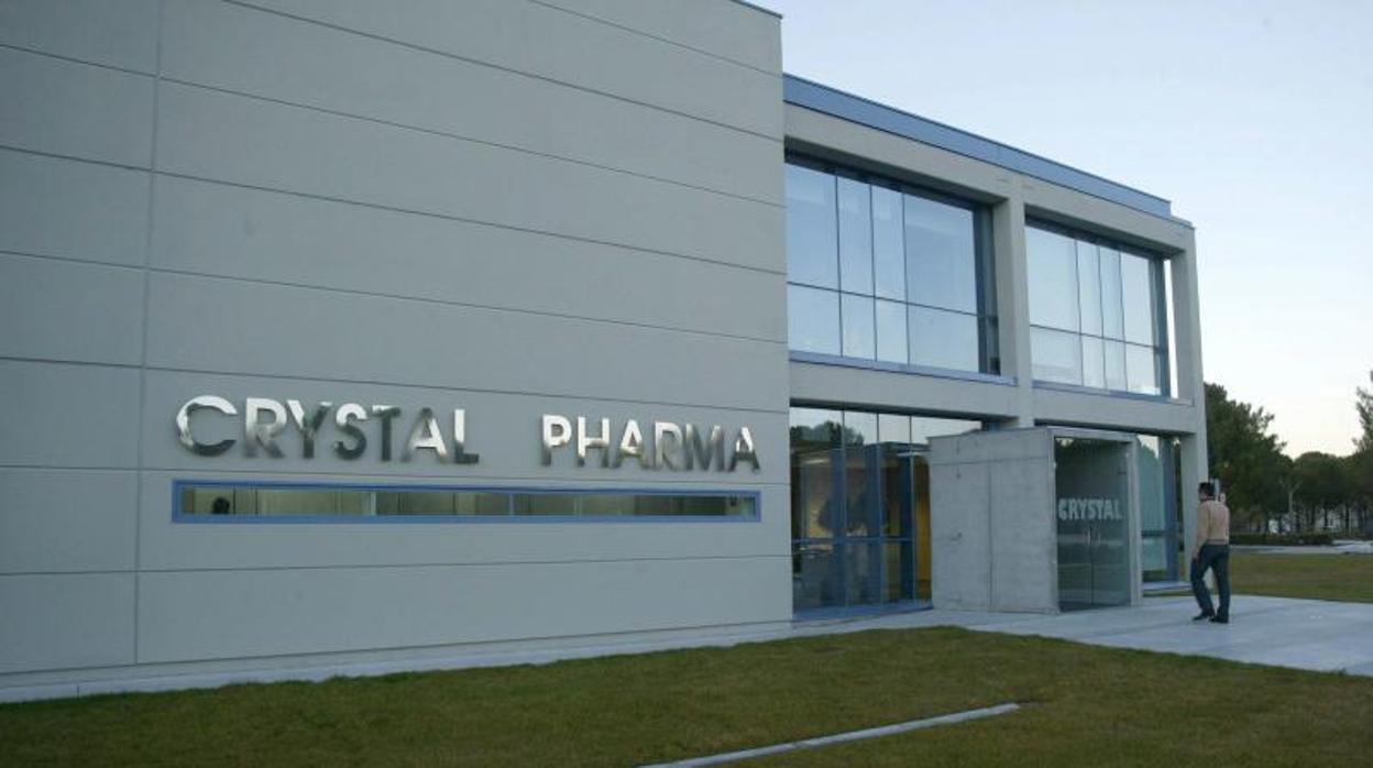 Exterior del laboratorio farmacéutico Crystal Pharma