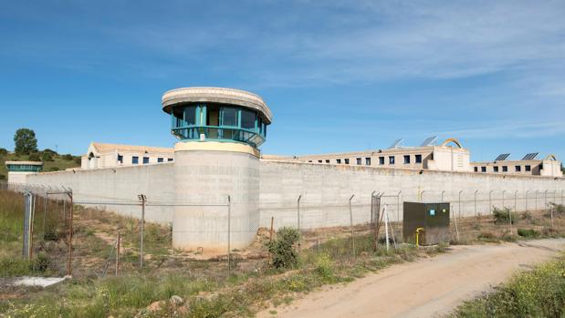 Las otras caras conocidas de la cárcel de Brieva (Ávila)