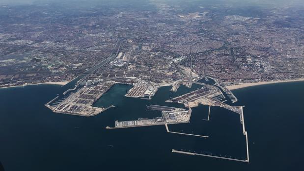 El puerto de Valencia se queda fuera de las prioridades de la UE