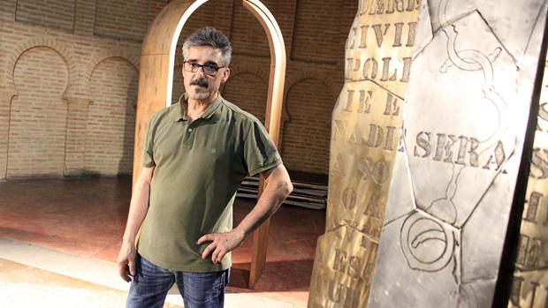 El escultor Ángel Maroto expone 30 obras con temática social en el Círculo de Arte de Toledo