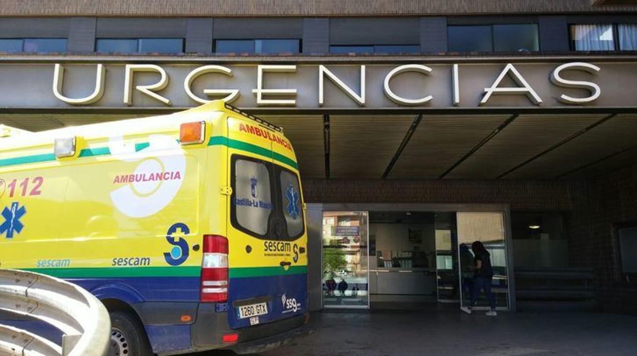 Entrada a las Urgencias del hospital de Albacete