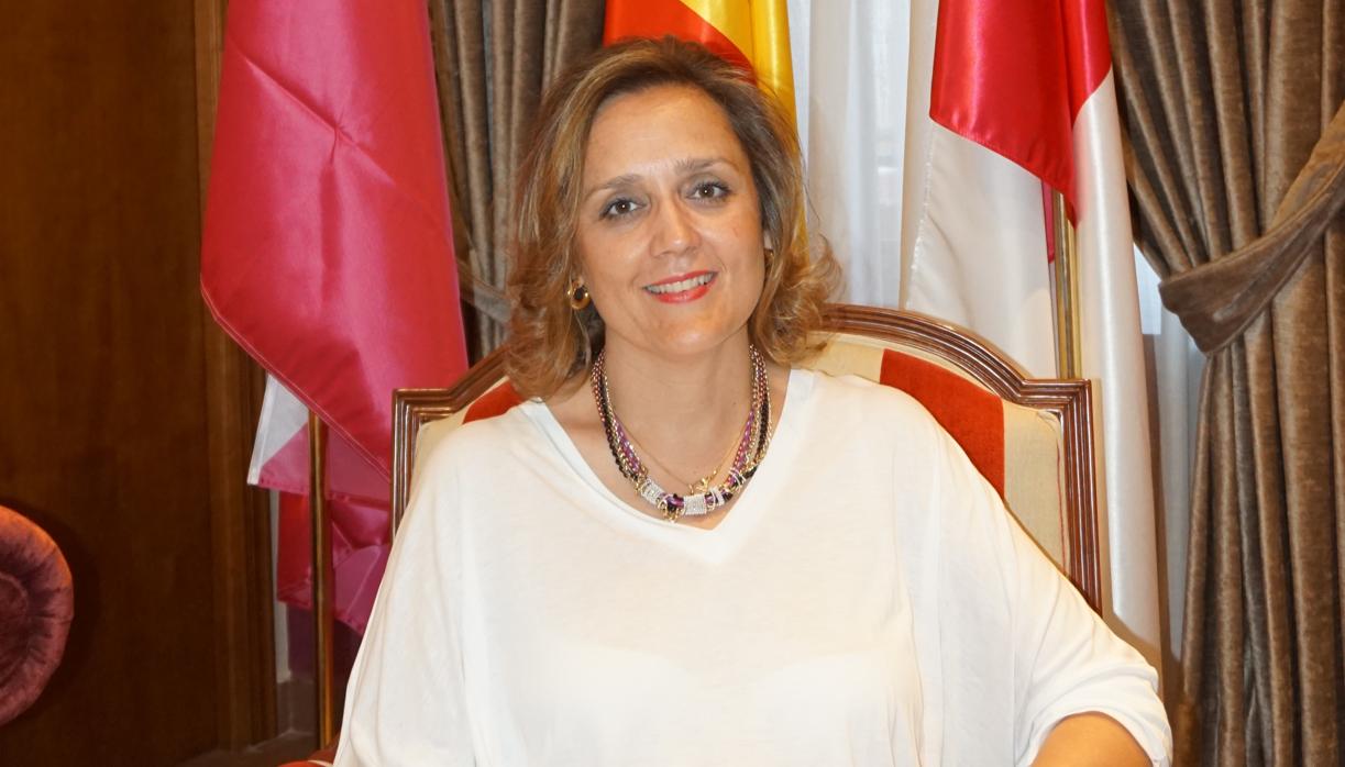 Soledad de Frutos es alcaldesa de La Puebla de Montalbán desde mayo de 2015