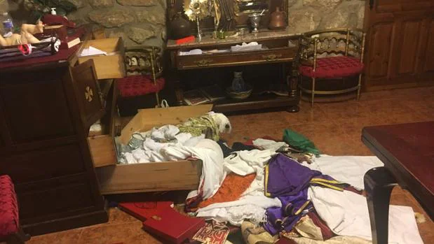 Asalto y profanación en la iglesia de Fresnedillas de la Oliva