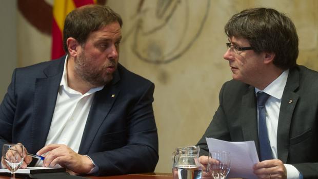 Puigdemont pone a ERC a la defensiva con su propuesta para unir al independentismo