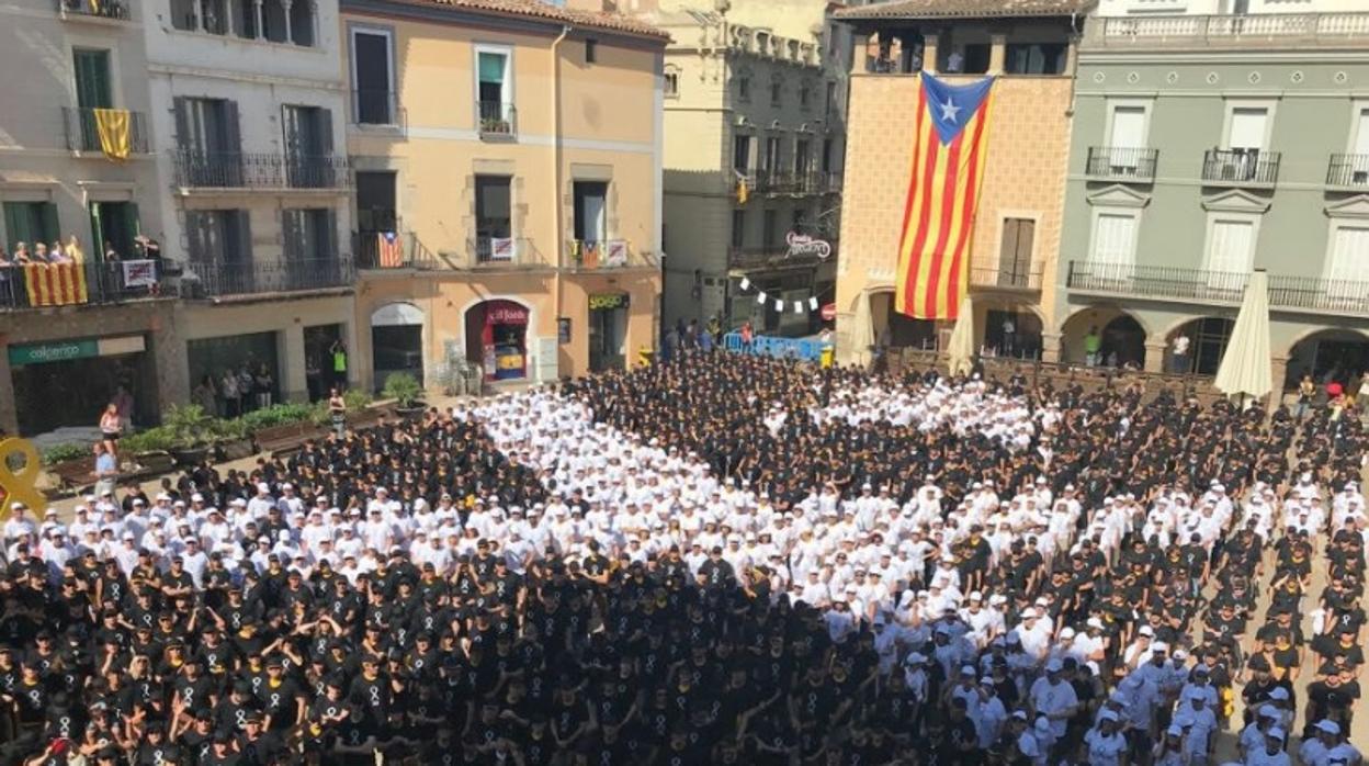 Imagen del mosaico humano organizado por los independentistas