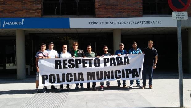 El Ayuntamiento pospone sin avisar la reunión con la Policía para negociar el convenio colectivo