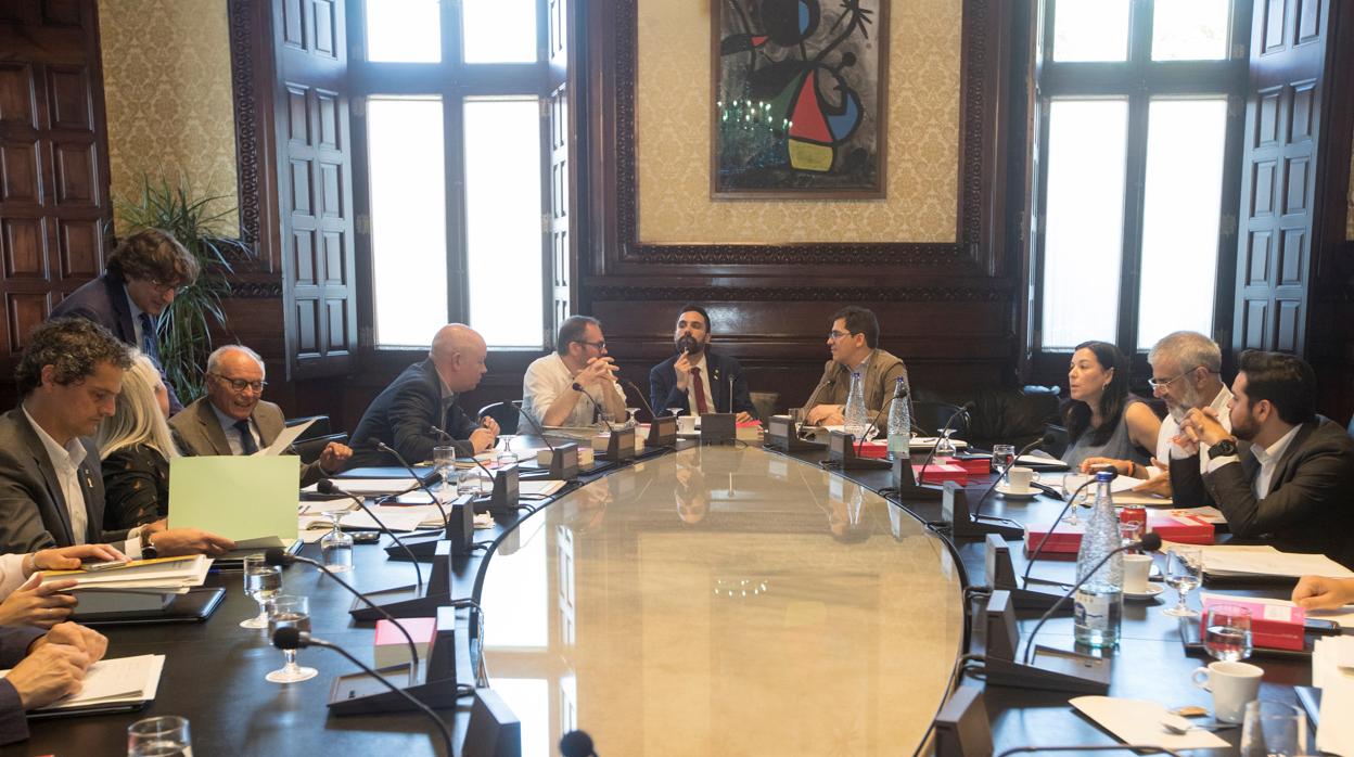 Reunión de la Junta de Portavoces del Parlamento catalán, el pasado 12 de julio