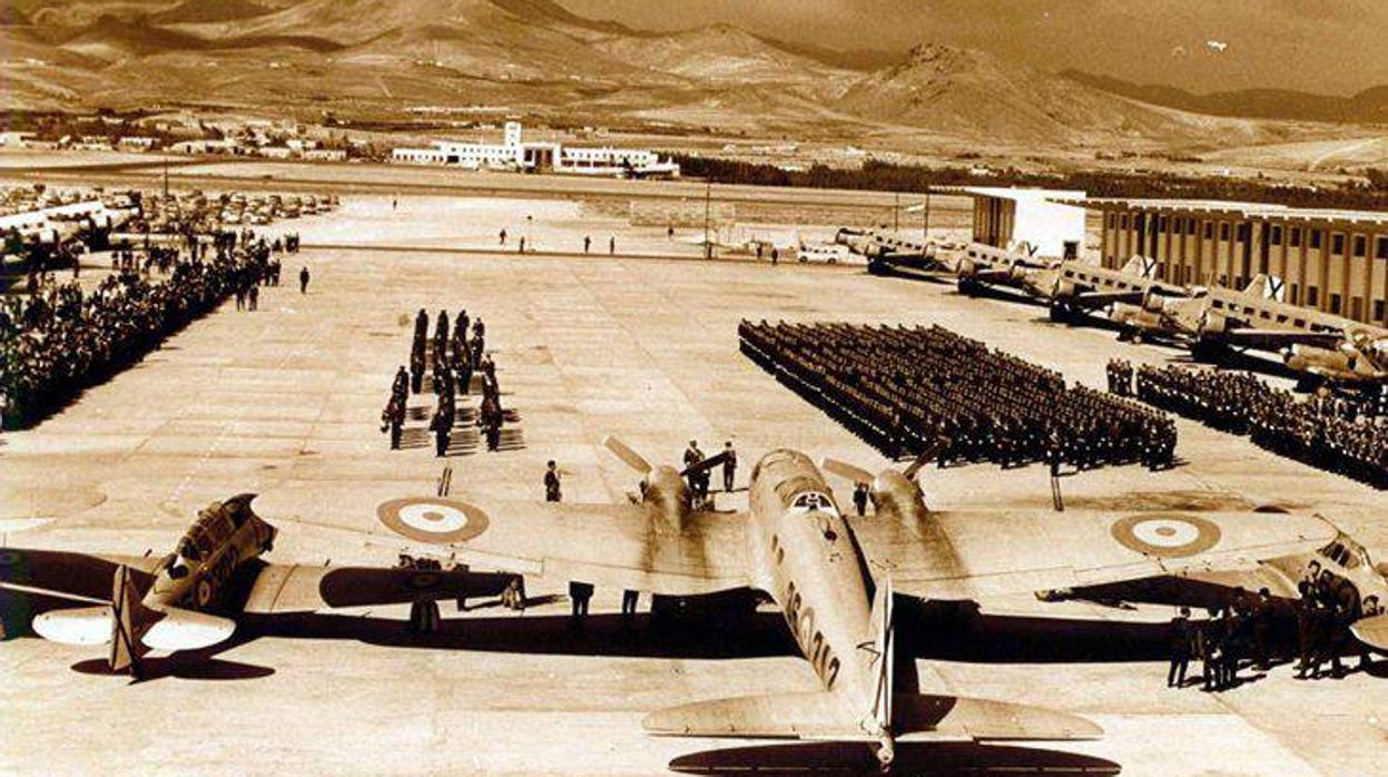 Jura de Bandera en la Base Aérea de Gando en 1962