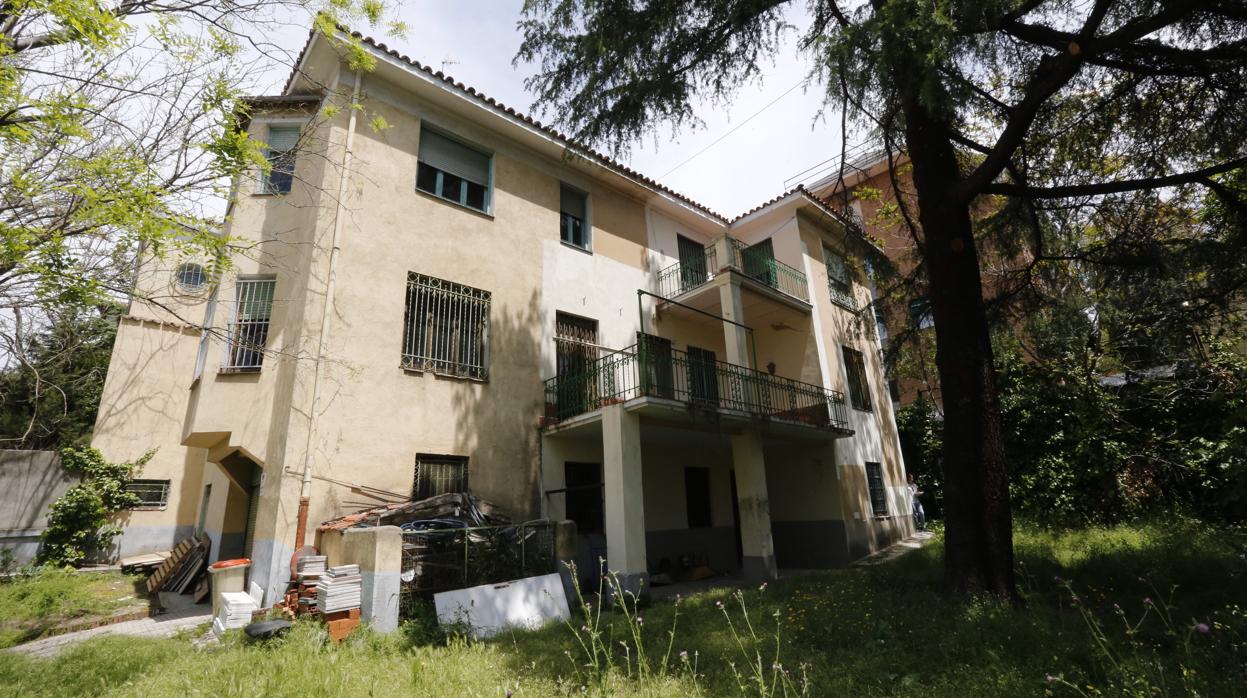 Estado actual del exterior de la vivienda del peota Vicente Aleixandre