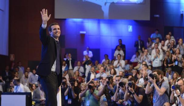 Casado anuncia un rearme ideológico del partido desde «el orgullo del pasado»