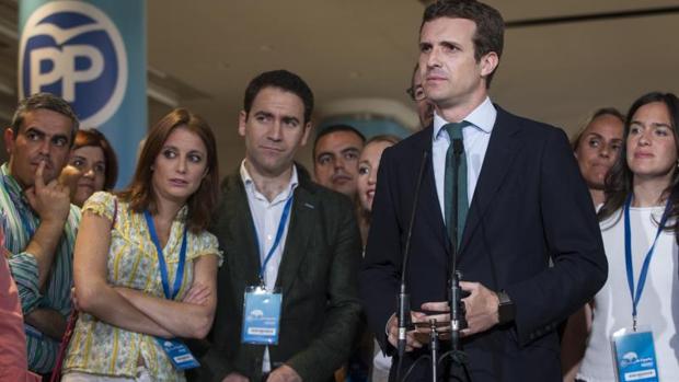 La «guardia» de Casado: cinco exministros de Rajoy y los jóvenes que «refrescaron» el PP