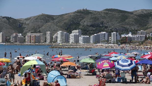 Fallece una mujer en una playa de Benicàssim y otra está hospitalizada con síntomas de ahogamiento