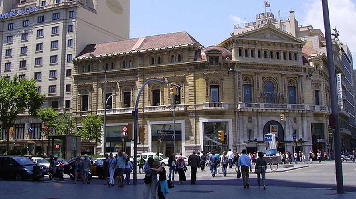 El paseo de Gracia de Barcelon acoge las tiendas y joyerías más lujosas de la ciudad