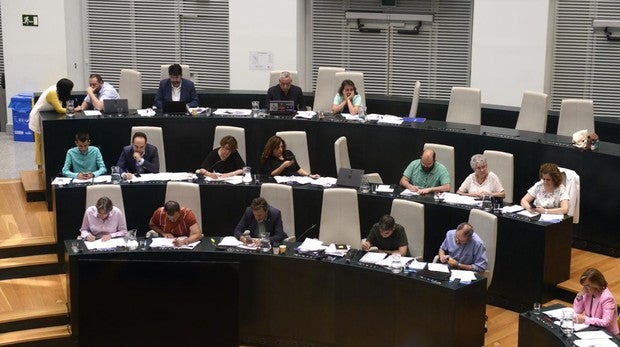 El Ayuntamiento de Madrid impulsa que los trabajadores sociales sean autoridad pública