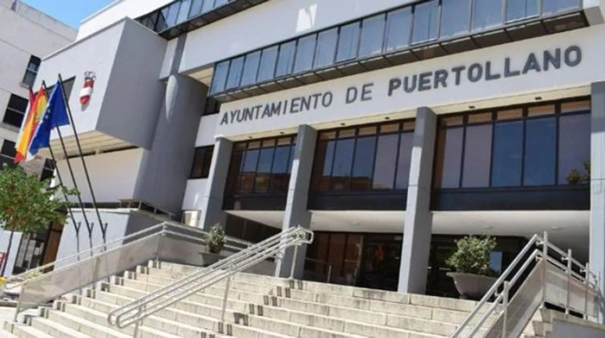 Fachada del Ayuntamiento de Puertollano
