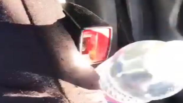 Vídeo: así puedes incendiar tu coche con una botella de agua