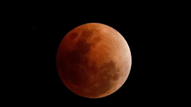 Lugares de Galicia donde podrás observar el eclipse lunar más largo del siglo