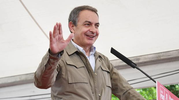 Zapatero pide a Podemos y a los nacionalistas que «no debiliten la mayoría» de Sánchez
