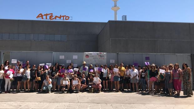 El 87,5% de los trabajadores de Atento secunda la primera jornada de huelga