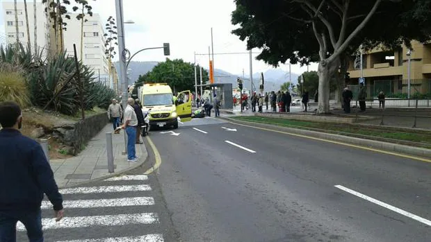Fallece una mujer de 43 años por un choque frontal contra un camión en Tenerife