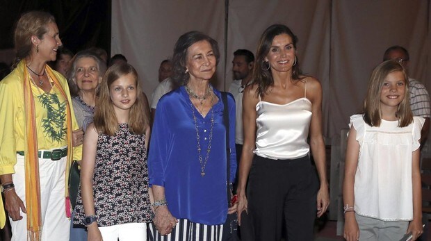 La Familia Real asiste al concierto de Ara Malikian en Mallorca
