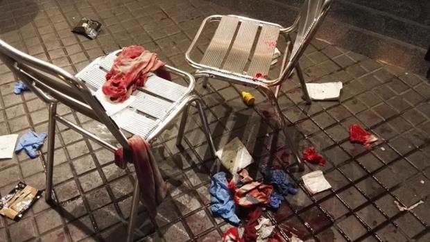 Herido grave un turista tras ser agredido por unos manteros en Barcelona