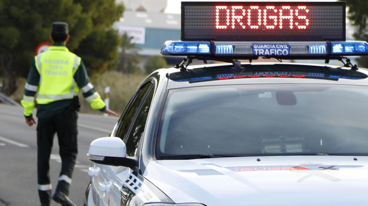 El coche fue parado por una patrulla de Tráfico a la altura de Bujaraloz (Zaragoza)