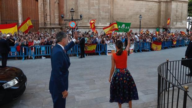 Un año de acoso al Rey