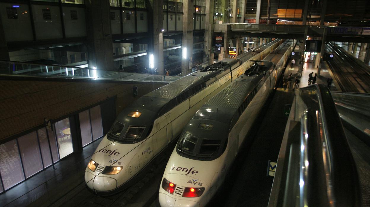 Un descarrilamiento retrasa la reapertura del tramo de Zamora del tren Madrid-Galicia