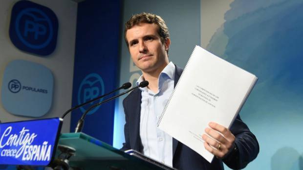 El PSOE acusa a Casado de no ser «un representante digno» por el caso Máster