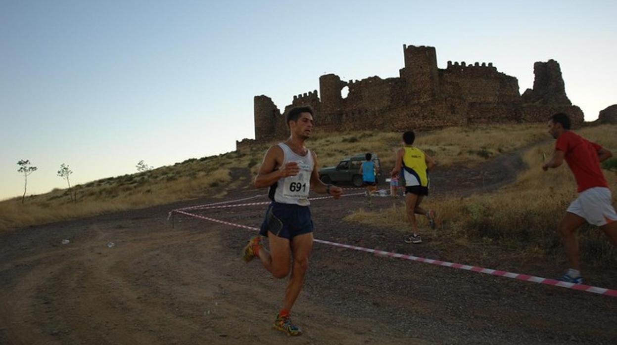 Imagen de otra edición de la subida al castillo de Almonacid de Toledo