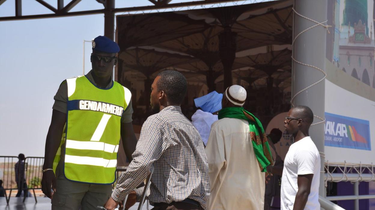 La discreción, receta del Gobierno para devolver inmigrantes a Senegal desde Canarias